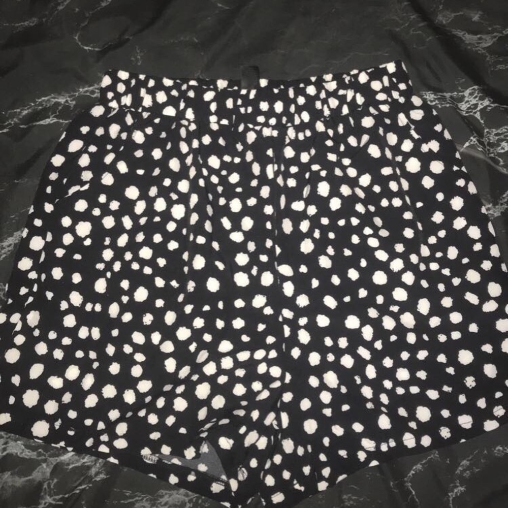 Trendy printed shorts with pockets